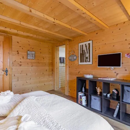 Chalet Le Riad Des Neiges A- Sauna By Interhome *