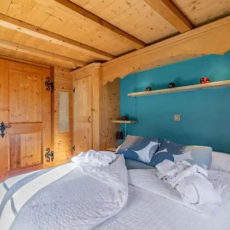 Chalet Le Riad Des Neiges A- Sauna By Interhome